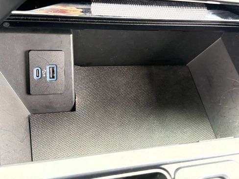 Used 2024 Ford F150 Lariat w/ Bed Utility Package AWD/4WD image 28