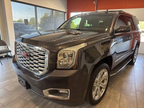 Used 2018 GMC Yukon Denali w/ Open Road Package AWD/4WD image 7