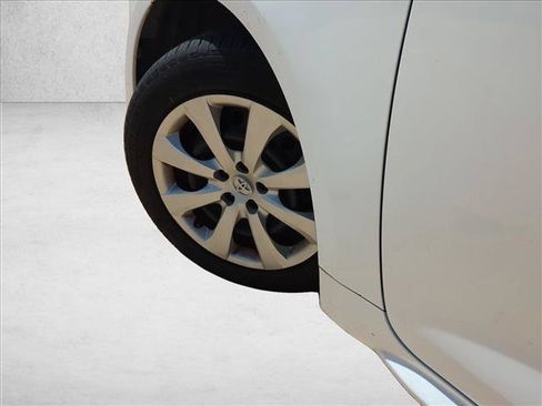 Certified 2021 Toyota Corolla LE FWD image 10