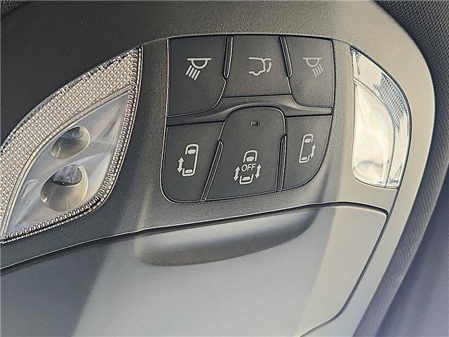 New 2026 Chrysler Pacifica Select FWD image 16