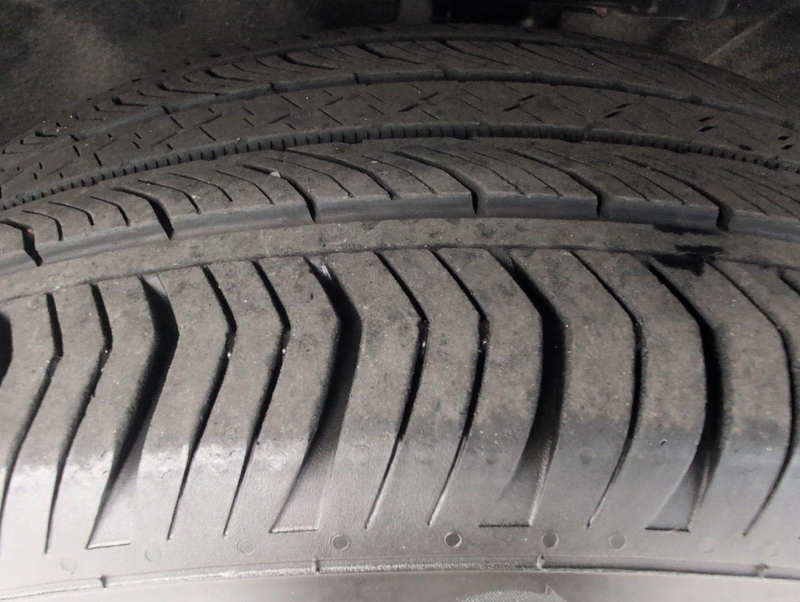 Used 2024 Buick Envision Sport Touring AWD/4WD image 4