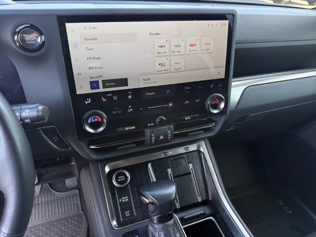Used 2024 Lexus GX 550 w/ Accessory Package (Z1) AWD/4WD image 18