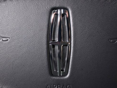 New 2026 Lincoln Navigator Reserve AWD/4WD image 35