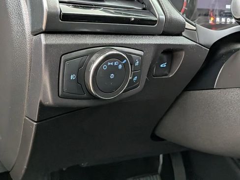 Used 2016 Ford Fusion SE w/ Equipment Group 201A FWD image 14