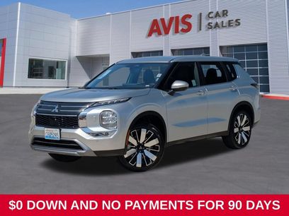 Used 2025 Mitsubishi Outlander SE