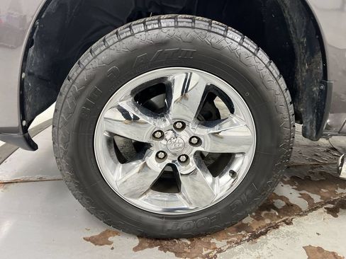 Used 2018 RAM 1500 Express w/ Express Value Package AWD/4WD image 26