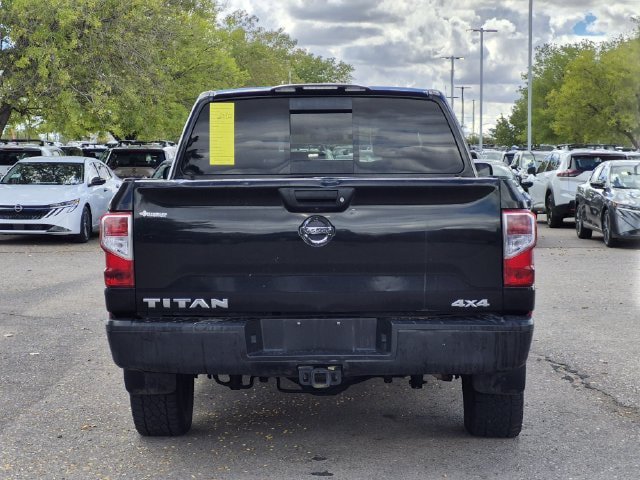 Used 2018 Nissan Titan S AWD/4WD image 5