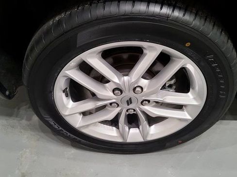 Used 2024 Dodge Durango GT image 25