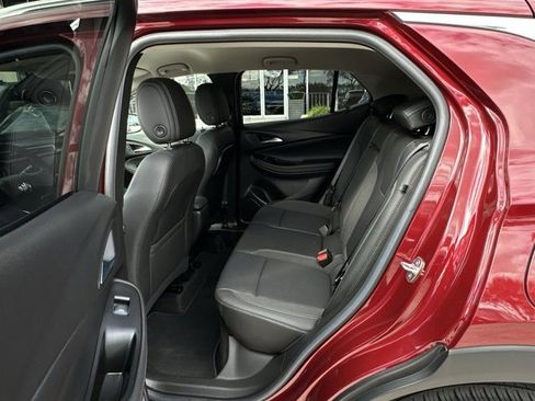 Certified 2022 Buick Encore GX Select image 30