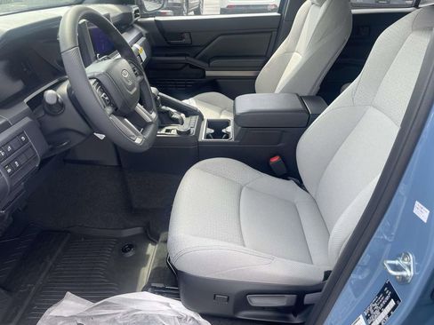 New 2026 Toyota 4Runner SR5 RWD image 12