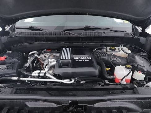 Used 2024 Chevrolet Silverado 1500 High Country w/ Technology Package AWD/4WD image 15