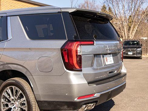 Used 2026 GMC Yukon Denali w/ Sun & Power Step Package image 14