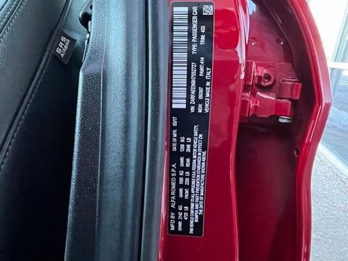 Used 2017 Alfa Romeo Giulia Ti image 35