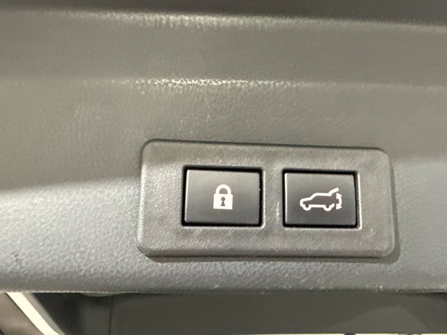 Used 2021 Subaru Ascent Limited w/ Technology Package AWD/4WD image 13