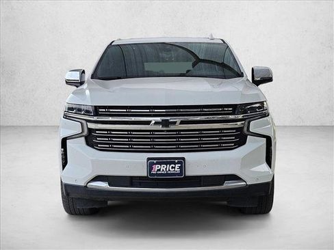 Used 2021 Chevrolet Suburban Premier w/ Premium Package image 2