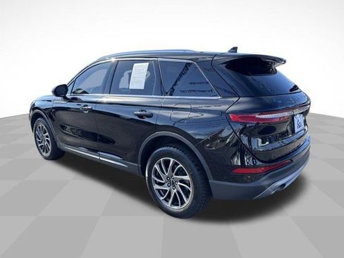 Used 2021 Lincoln Corsair AWD image 7