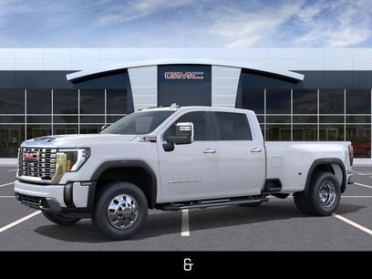 New 2026 GMC Sierra 3500 Denali w/ Denali Reserve Package