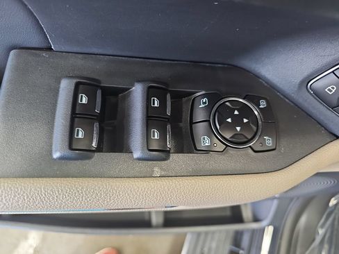 Used 2024 Ford Expedition Limited AWD/4WD image 27