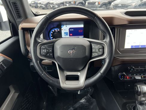 Used 2022 Ford Bronco Outer Banks image 15