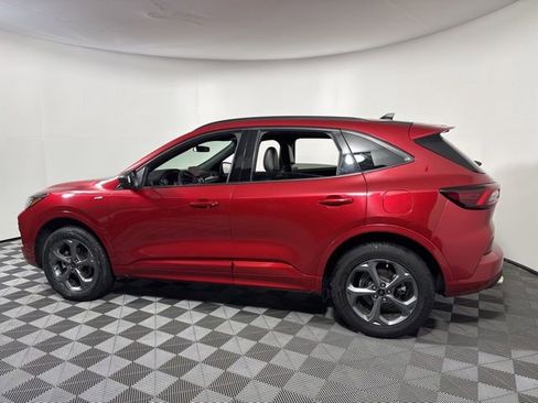 Used 2024 Ford Escape ST-Line image 4