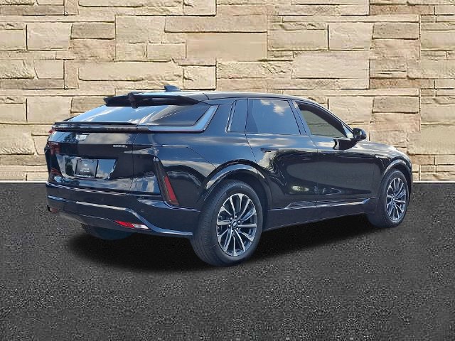 Certified 2026 Cadillac Lyriq Sport AWD/4WD image 4