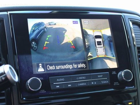 Used 2021 Nissan Titan PRO-4X w/ Pro-4x Convenience Package image 27