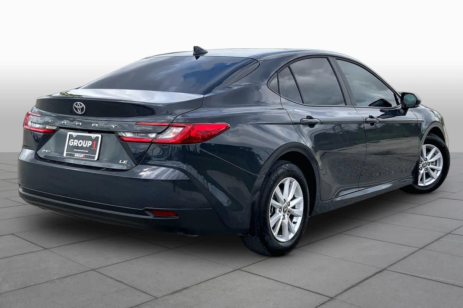 Used 2026 Toyota Camry LE FWD image 13