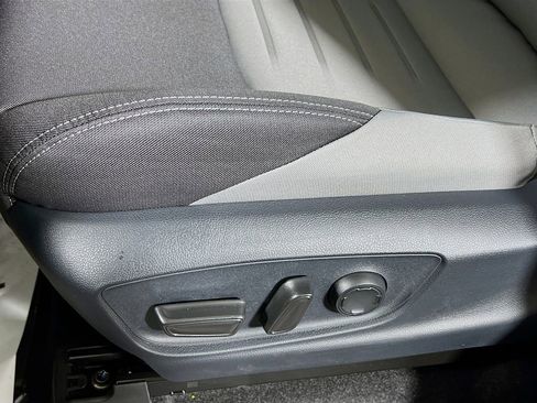 New 2026 Toyota Tacoma TRD Off-Road AWD/4WD image 16