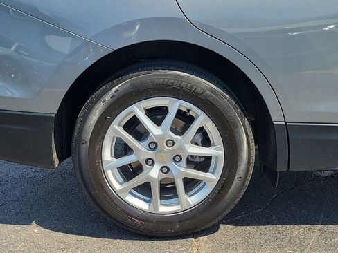 Certified 2023 Chevrolet Equinox LS w/ LS Convenience Package FWD image 7