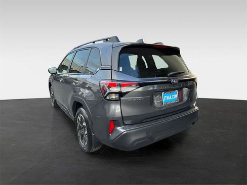 New 2026 Subaru Forester Premium image 4