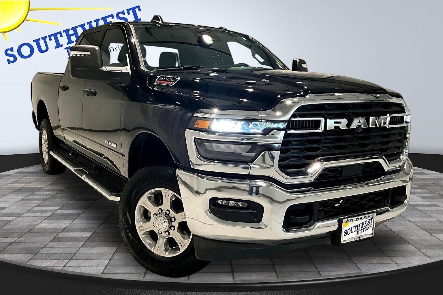 Used 2026 RAM 2500 Big Horn AWD/4WD image 3
