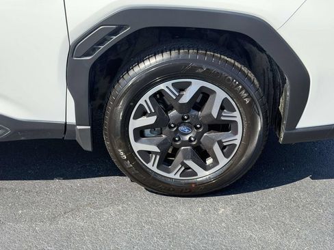 Certified 2026 Subaru Forester Premium AWD/4WD image 9