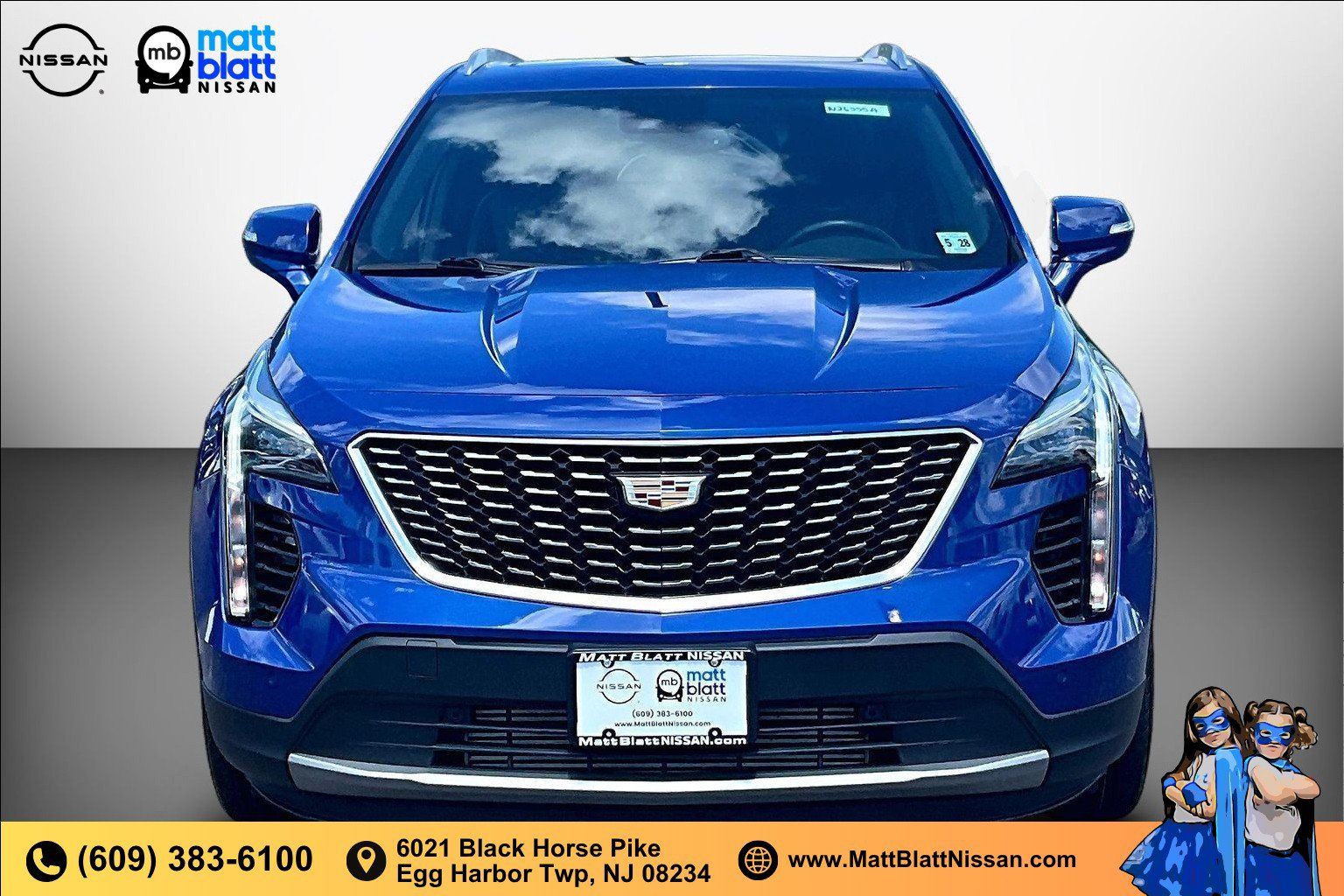 Used 2023 Cadillac XT4 Premium Luxury w/ Driver Assist Package AWD/4WD image 2