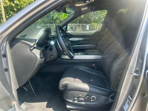 Used 2024 Genesis GV70 3.5T Sport image 12