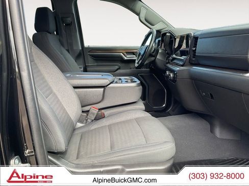 Used 2024 Chevrolet Silverado 1500 LT image 15