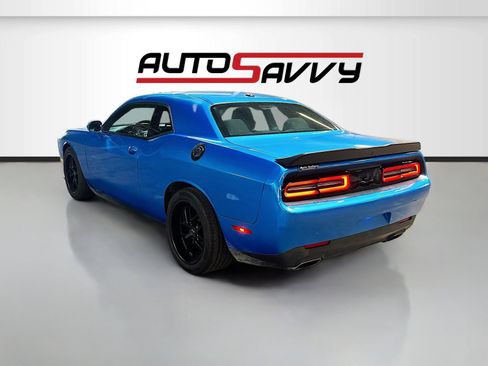 Used 2023 Dodge Challenger R/T w/ Blacktop Package RWD image 5