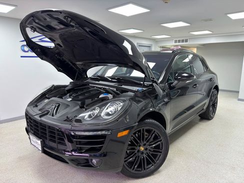 Used 2016 Porsche Macan S AWD/4WD image 32