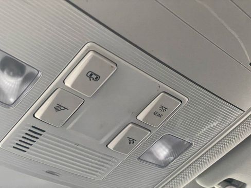 Used 2024 Volkswagen Jetta S image 23