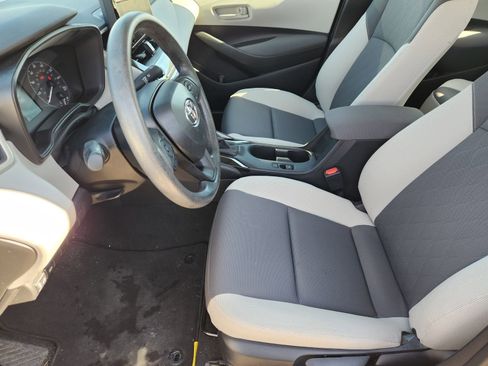 Used 2024 Toyota Corolla LE image 16