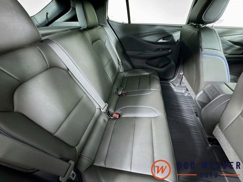 Used 2025 Buick Envista Sport Touring w/ Convenience I Package FWD image 35