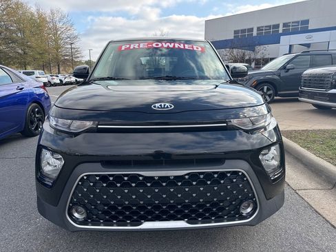 Used 2021 Kia Soul EX image 2