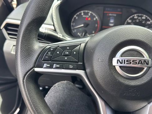 Used 2022 Nissan Altima 2.5 S FWD image 25