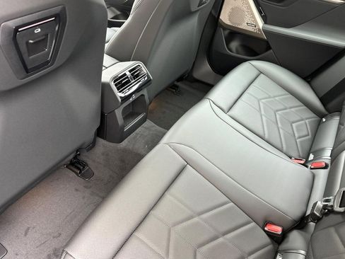 Used 2026 BMW i5 eDrive40 image 21