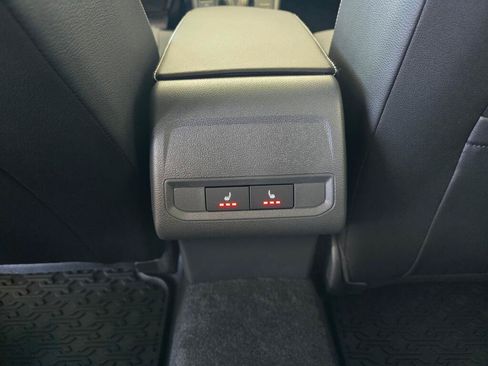 New 2026 Volkswagen Jetta SEL FWD image 35