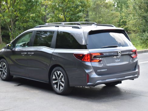 New 2026 Honda Odyssey EX-L image 5