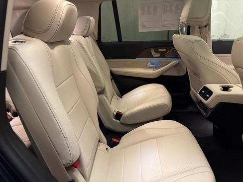 Used 2022 Mercedes-Benz GLS 450 4MATIC image 23