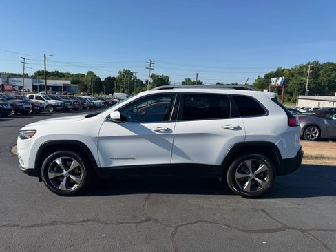 Used 2021 Jeep Cherokee Limited AWD/4WD image 4