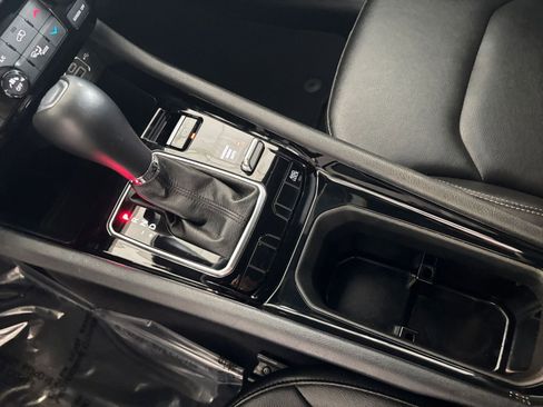 Used 2025 Jeep Compass Limited image 47