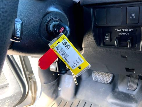 Used 2020 Toyota Tundra SR5 w/ SR5 Upgrade Package image 14