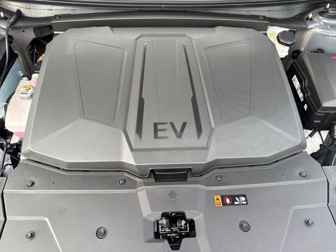 New 2026 Hyundai Ioniq 5 SEL image 27